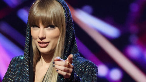 Taylor Swift bat le record du nombre d'albums numéro un des ventes pour une chanteuse