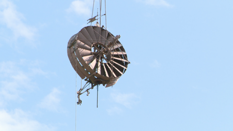 The enthusiasts restoring France's old wind turbines