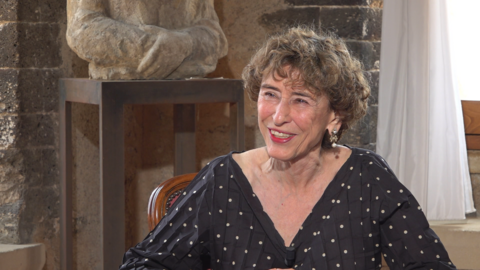 Iranian author Azar Nafisi warns: 'Totalitarian mindsets can exist anywhere'
